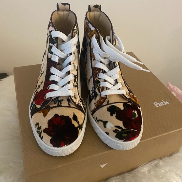 high top christian louboutin red bottom sneakers - Picture 4 of 7